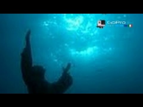 GoPro: Freediving to submerged statue | GoPro Italy