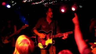 C'mon C'mon - The Von Bondies [LIVE] High Quality!