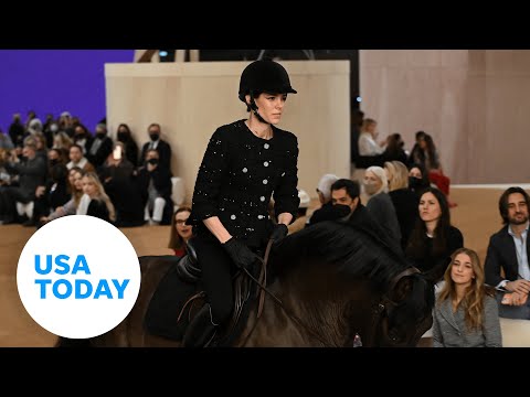 Grace Kelly's granddaughter rides horse on runway | USA TODAY