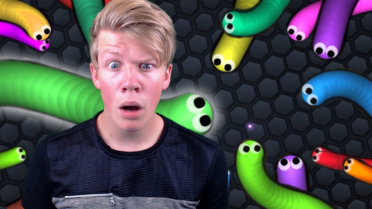 HET IS SUPER DRUK!!! - SLITHER.IO