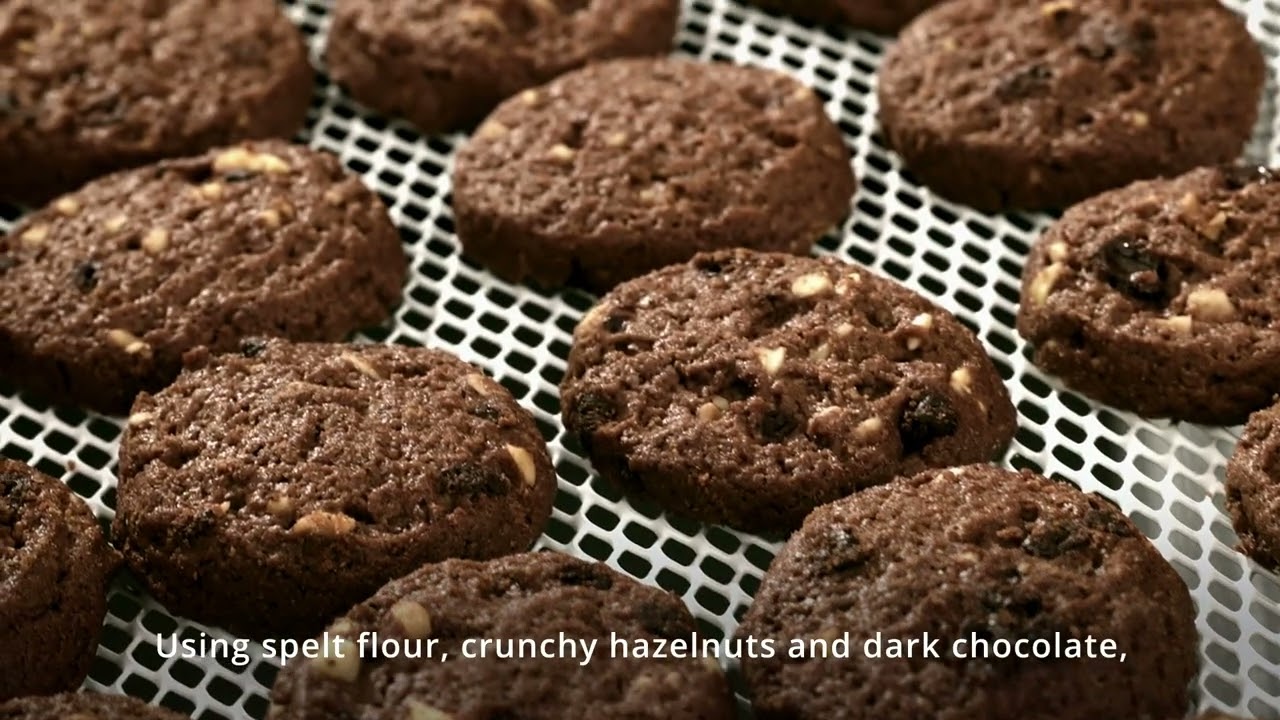 Wir backen Bio-Gebäck mit Charakter I We bake organic cookies, snacks and rusk