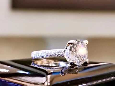 Видео: Гигантски диамант, открит в Южна Африка - Алтернативен изглед