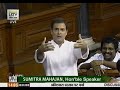 Rahul Gandhi hugs Narendra Modi and talks about Congress | Pappu hugs PM