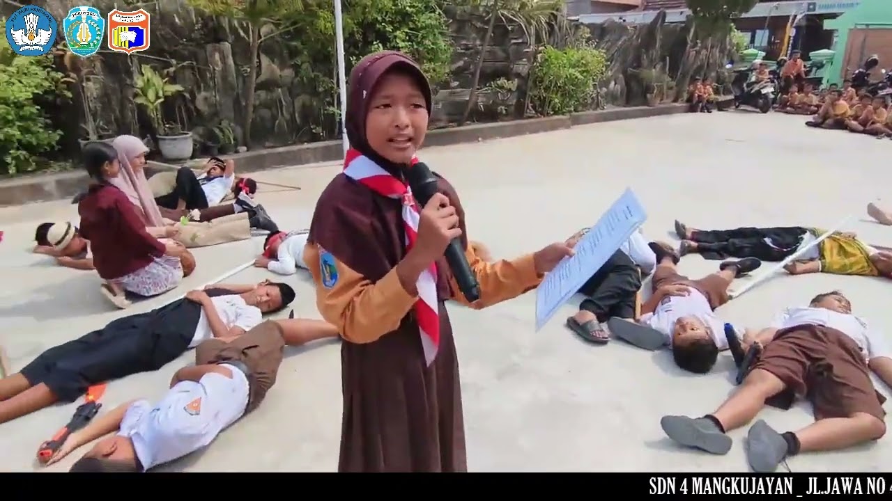 SDN 4 MANGKUJAYAN MEMPERINGATI HARI PAHLAWAN