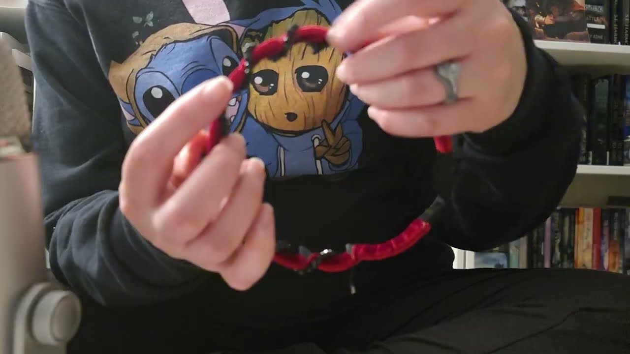 ASMR Unboxing - Whisper, Tapping, Crinkles