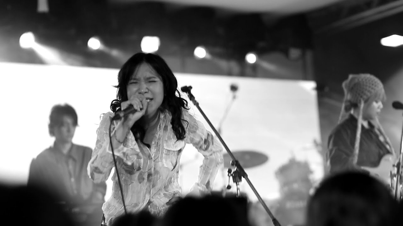 เพลงรักเพลงแรก (Blooming) LANDOKMAI (ลานดอกไม้) live at JAM FEST 2023