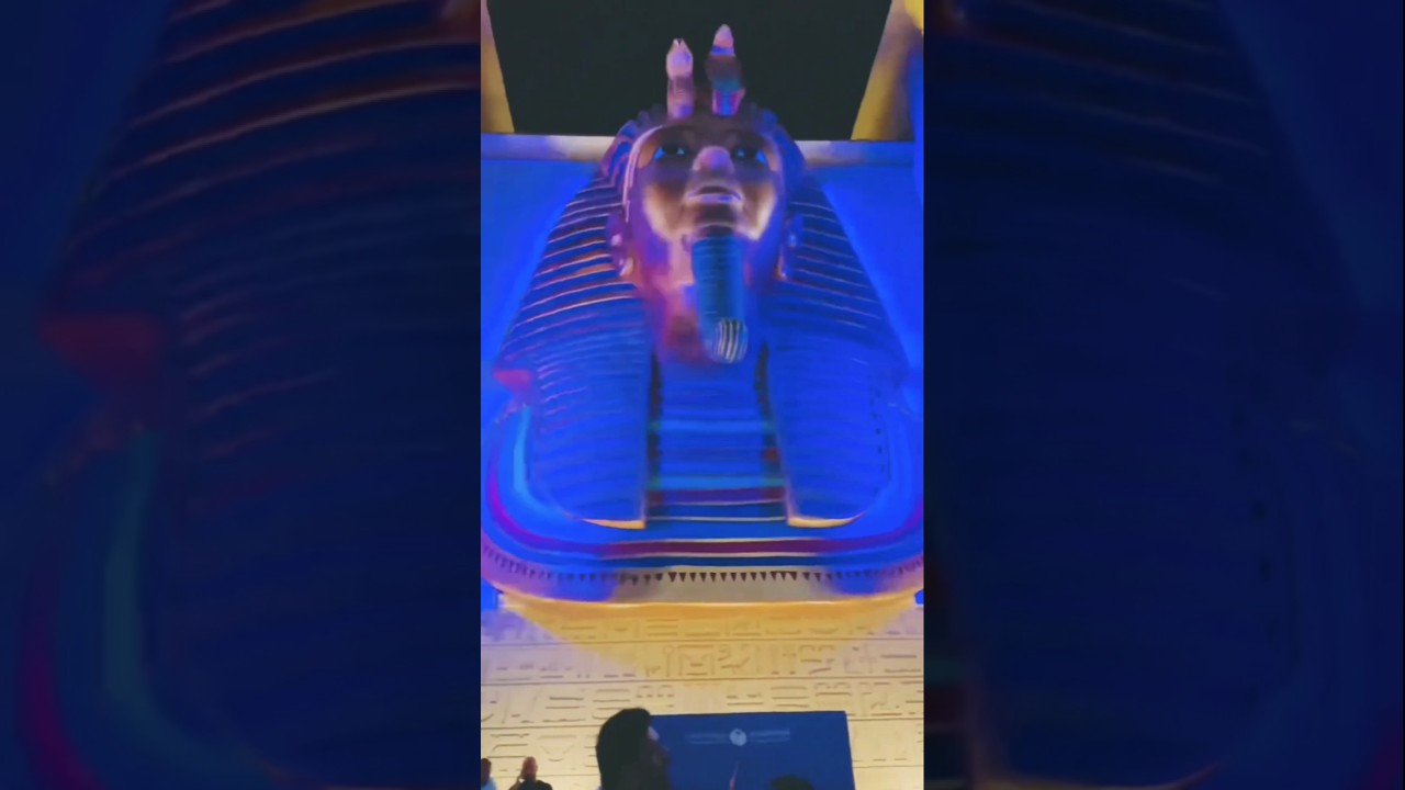 Egyptians Keep Their Cultural Alive 