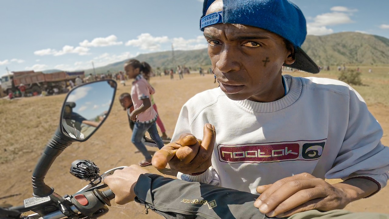 PROBLEMAS en tierra de BANDIDOS | Madagascar | (S4/E3)