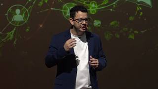 Nadie debería olvidar. | Adrián Díaz | TEDxPuraVidaSalon