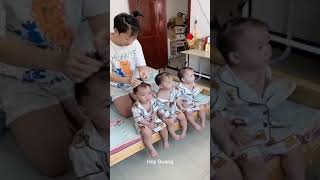Cute triplets with their Dad. 👧🏻👧🏻👧🏻 #triplets #babies