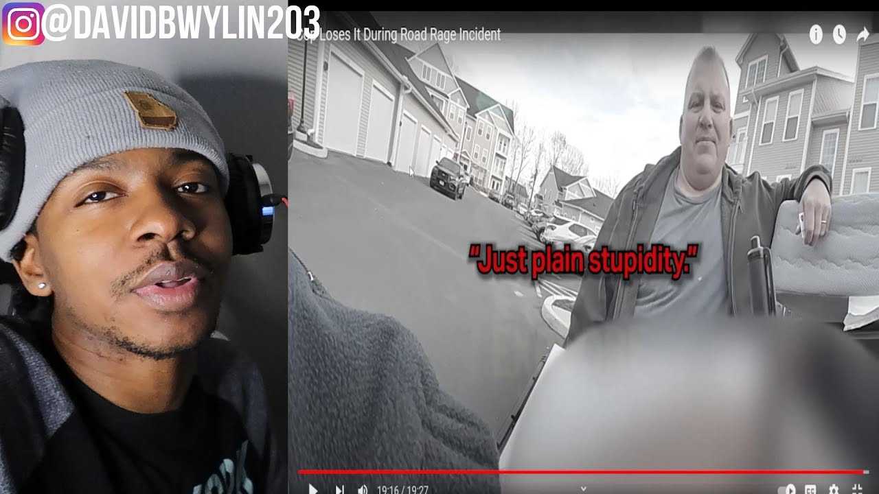 Entitled Cop Thinks He's Above the Law - YouTube