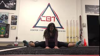 Straddle Compression Lifts