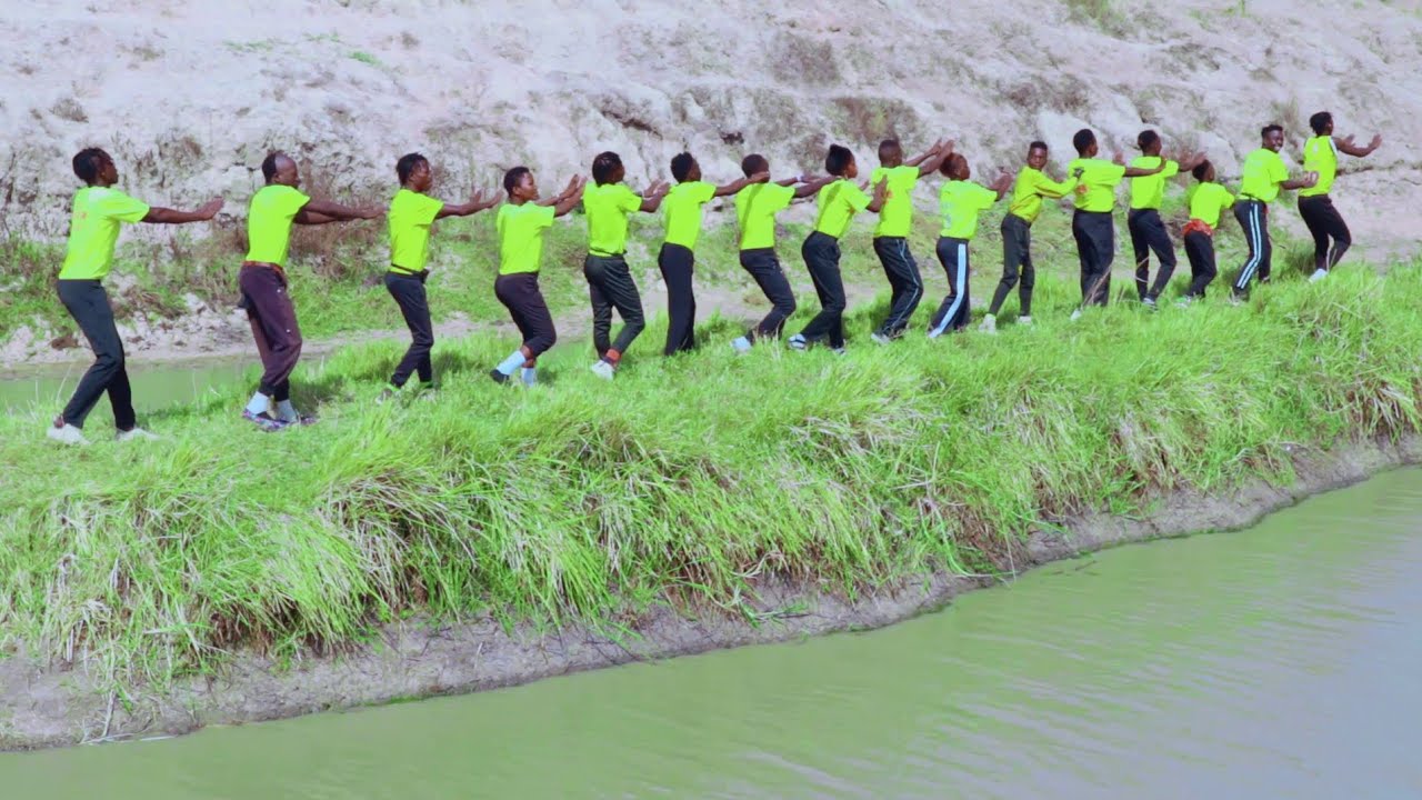 MASHILI GIDEKA BHUTONGA OFFICIAL VIDEO Dir Kali BOY} mpyaa 0747040959(2)