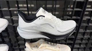 Nike Pegasus 42 (Summit White/ Photon Dust/ Black/ Metallic Silver) - Style Code: II7210-100