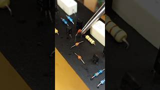 PERAKITAN BAGIAN PENGUAT DAYA PADA PAPAN SENI PENYOLDERAN