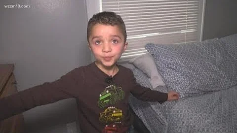 5-year-old calls 911 for some McDonald's