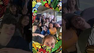 When the rainforest becomes your classroom, it’s a unique welcome to the jungle! 🦎🐒🦜
