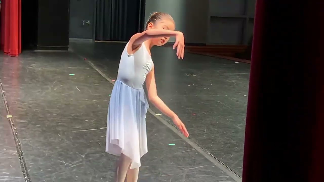 Backstage sneak peek - Wet Wings - Elsa Wang, age 7 