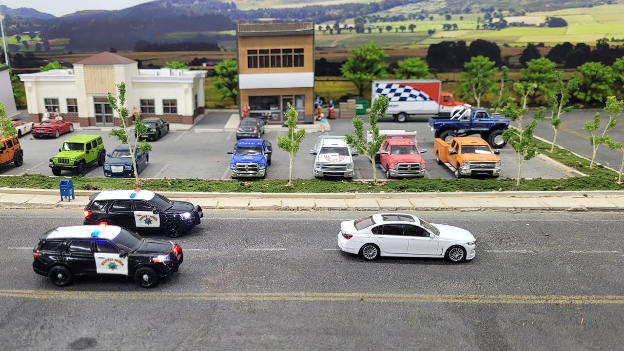Heart-Pounding police chase in 1/64 scale- The BMW Will it Ever stop?