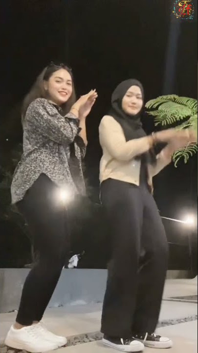 #bukanmaen ketika gabut melanda || Goyang tiktok hot hits terbaru | joget celana ketat
