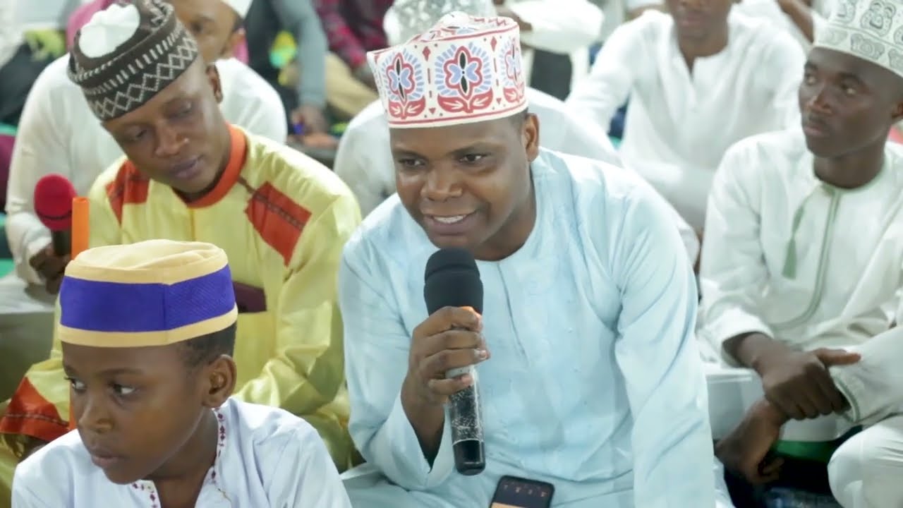 MADRASAT AZHAR GABA WAFANYA BALAA ZITO KTK SHUGHULI YA MUKHRISWINA MTONI KIJICHI