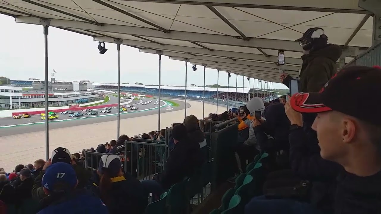 ELMS 4 Hours of Silverstone 2025 race start