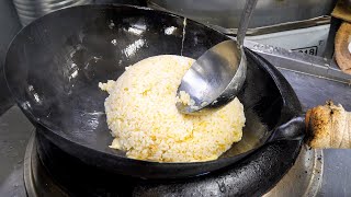 注文が殺到する東京池袋の行列町中華がヤバすぎた丨Fried rice and Giant Gyoza(Dumpling）