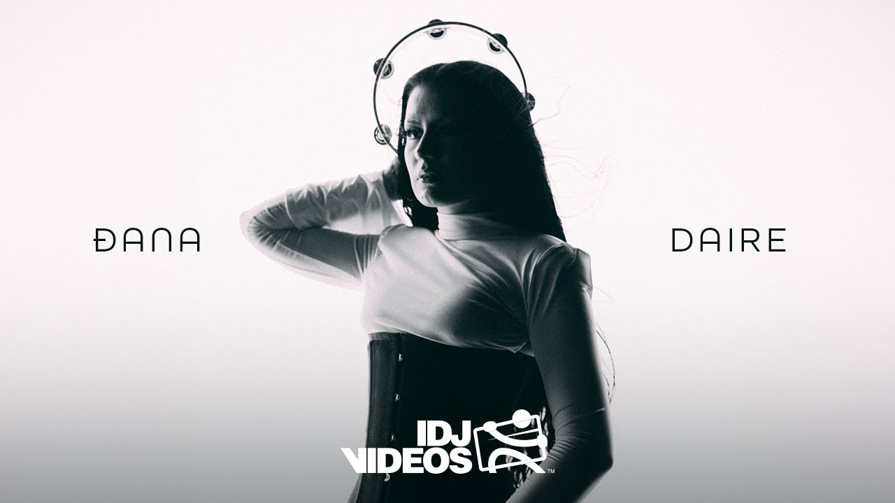 Guarda ĐANA - DAIRE (VISUALIZER) su YouTube Guarda ĐANA - DAIRE (VISUALIZER) su YouTube
