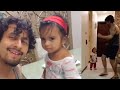 Sonu nigam fun with his maid daughter ridhima