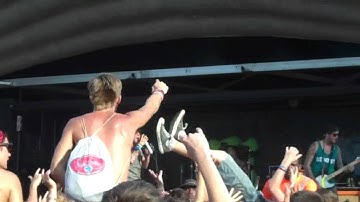 Sleeping With Sirens "Do It Now, Remember It Later" LIVE HQ Warped Tour (atlanta)