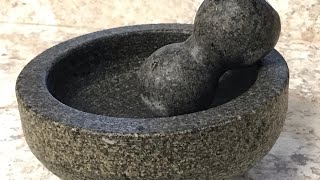 Mortar and pestle cleaning, if you like this video subscribe my
channel life of riley by kevin macleod is licensed under a creative
commons attribut...