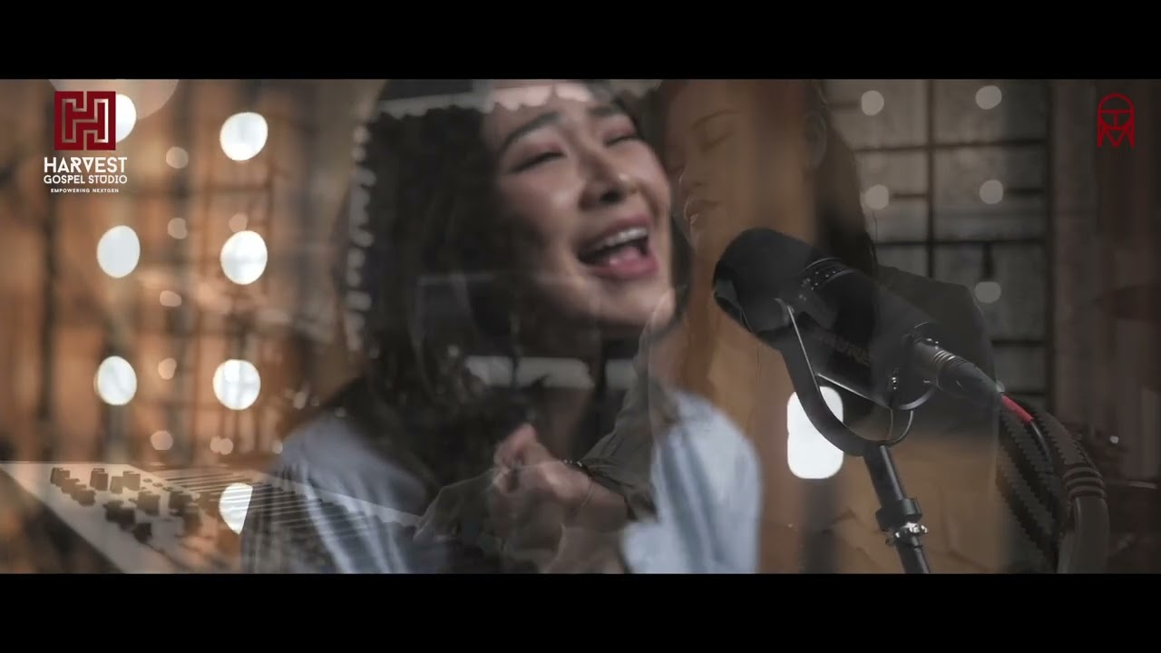 Harvest Gospel Studio mempersembahkan Lagu "Hosanna"