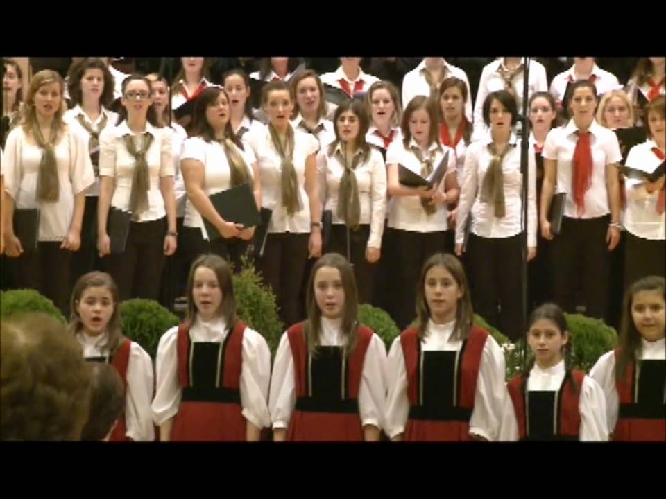 Signore Delle Cime sang by Magnificat Youth  Choir Conducted by Valeria Szebelledi