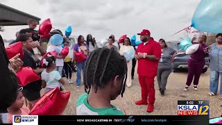 Family and friends hold balloon release for Darryl Ray Ware Jr.