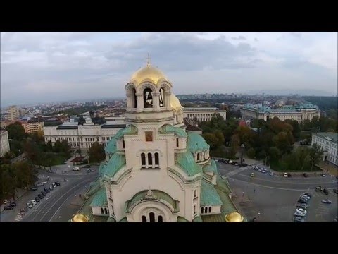 Видео: Как е службата на Великден в православна църква