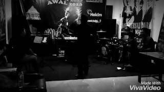 Download Lagu Nomo Koeswoyo \ MP3