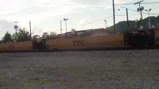 CSX Bare Table Train With A Boxcar Logo GEVO. Saint Albans, WV