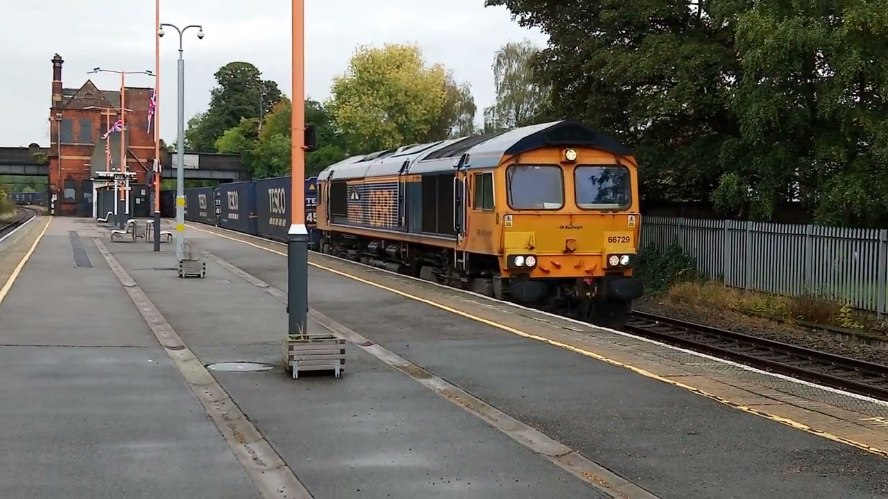Trains at water Orton 01.10.2025