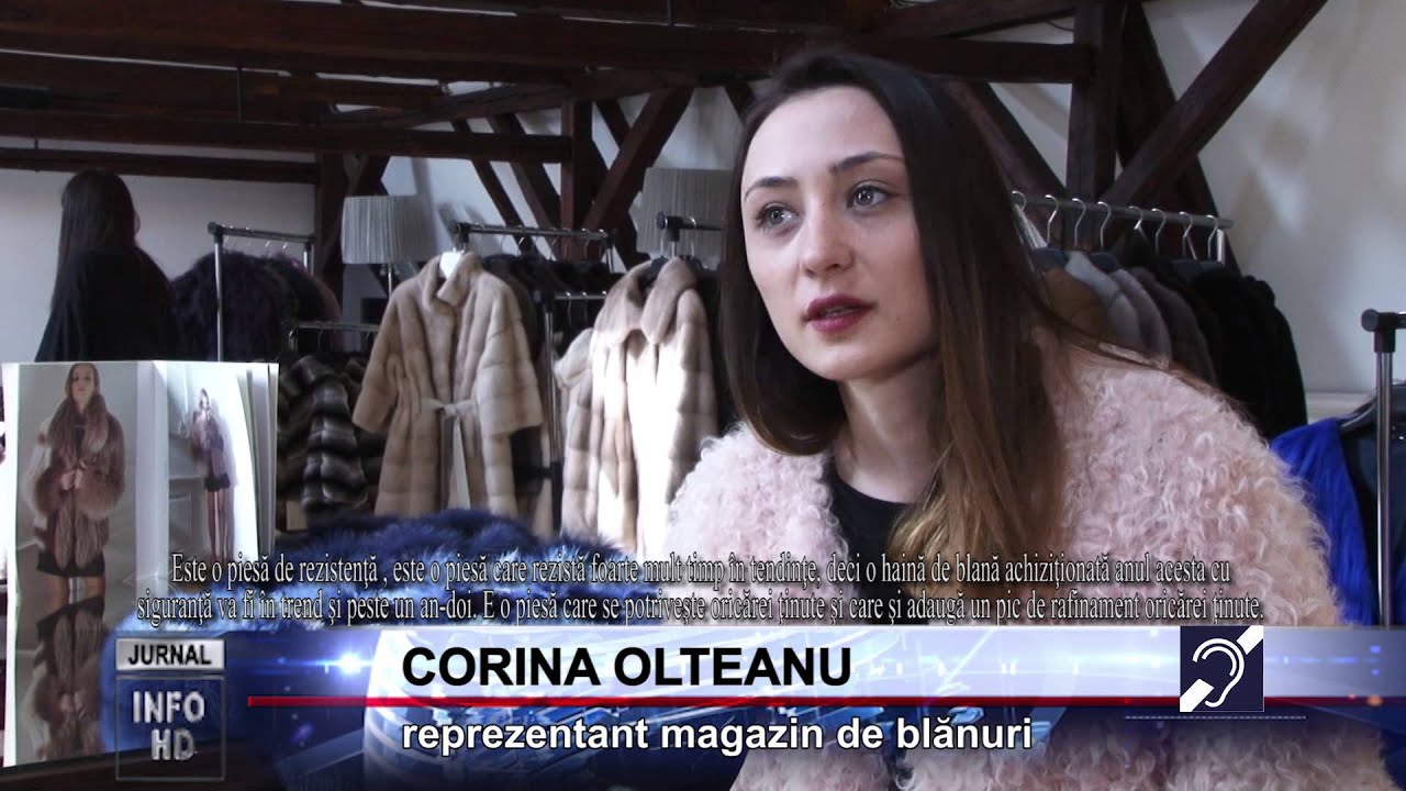 HAINA DE BLANĂ NU SE DEMODEAZĂ NICIODATĂ