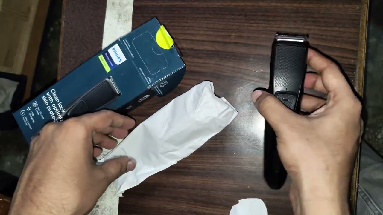 PHILIPS BT1233/18 Trimmer 30 min Runtime 4 Length Settings  (Black)