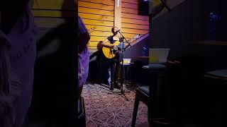 UB40 - Red Red Wine (cover)
Transitioned here from Shaggy - Angel and it got da people goin
Virtual Tip Jar: https://ko-fi.com/meepmoopmusic
Facebook: https://www.facebook.com/meepmoopmusic/
Instagram: https://www.instagram.com/meepmoopmusic/
Twitter: https://twitter.com/meepmoopmusic/ UB40 - Red Red Wine (cover)