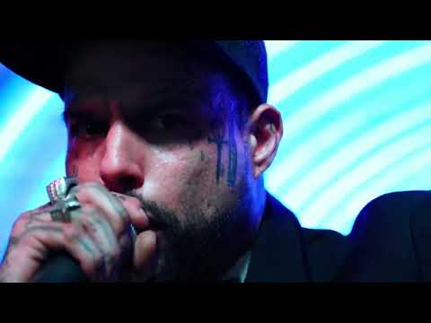 EMILIANO AGUILAR AQUÍ ESTÁ EL GUASON (CUMBIAS VERDES)