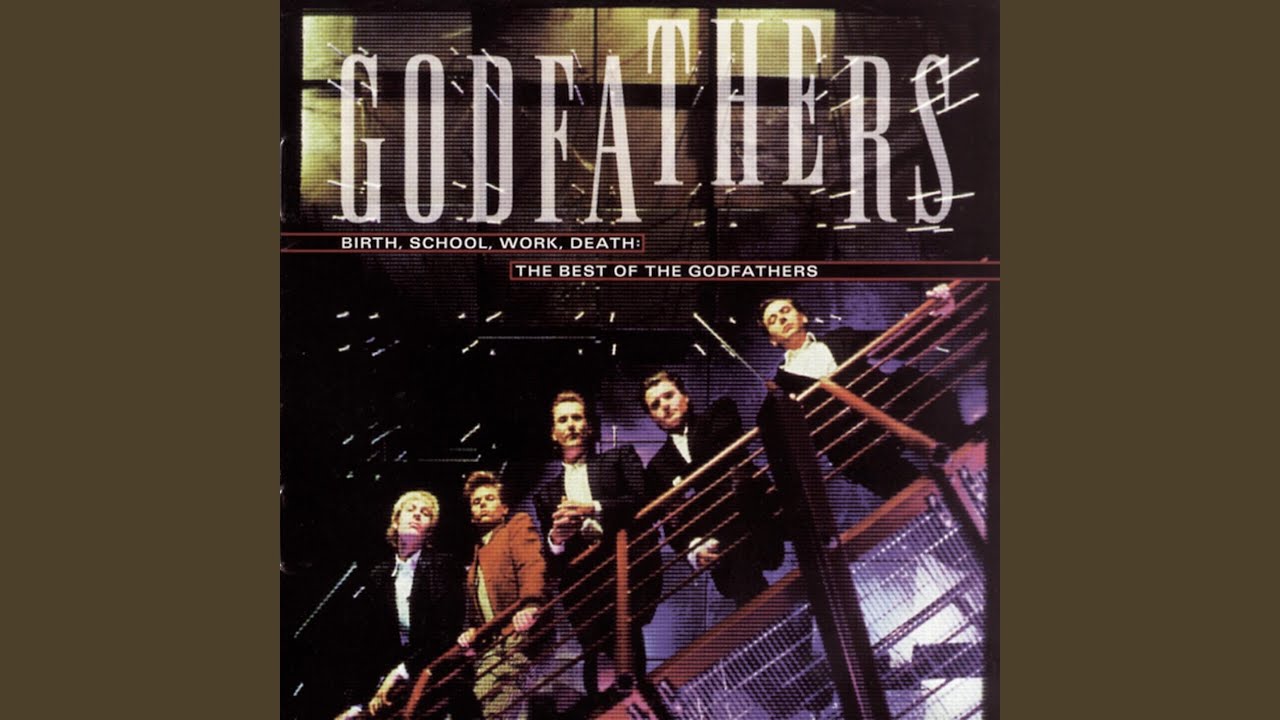 在 YouTube 上观看 Love Is Dead 在 YouTube 上观看 Love Is Dead