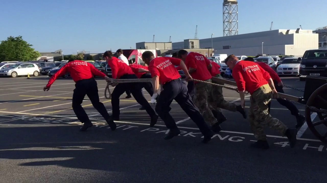 HMND Devonport Field Gun Crew - Public Run HMS Drake 2017