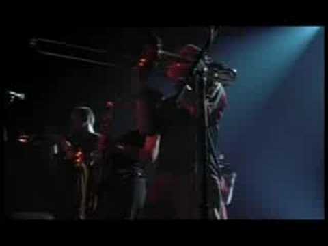 Mira Skunk - Dirua en YouTube Mira Skunk - Dirua en YouTube