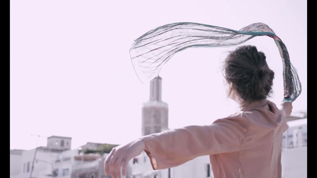Guarda LISA PORTELLI - PROMESSE (clip officiel) su YouTube Guarda LISA PORTELLI - PROMESSE (clip officiel) su YouTube