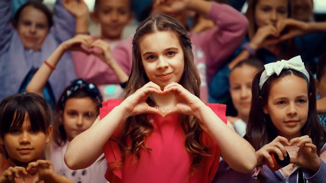 Djurdjevdanski festival 2024: SARA SORAJIĆ - Odrasli mislite na nas