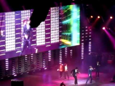 SMTOWN New York 2011 KANGTA 愛, 頻率