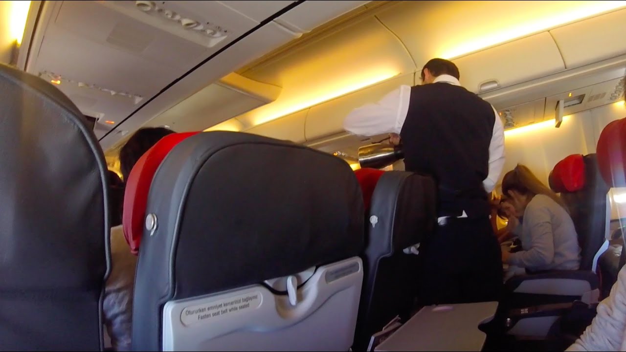 Turkish Airlines B737 800 Economy Class Review Barcelona Istanbul