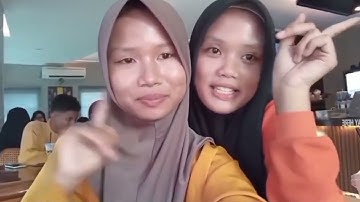 Tugas informatika membuat vlog kelas 9.1  dari naja(namira jakia) 